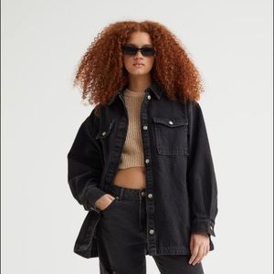 H & M DIVIDED black shirt jacket